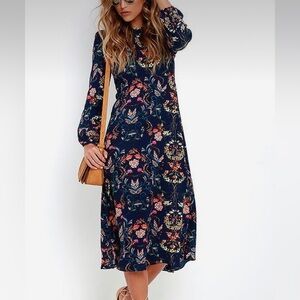 Lulus Garden Splendor. Never worn but I took the tags off. Size S